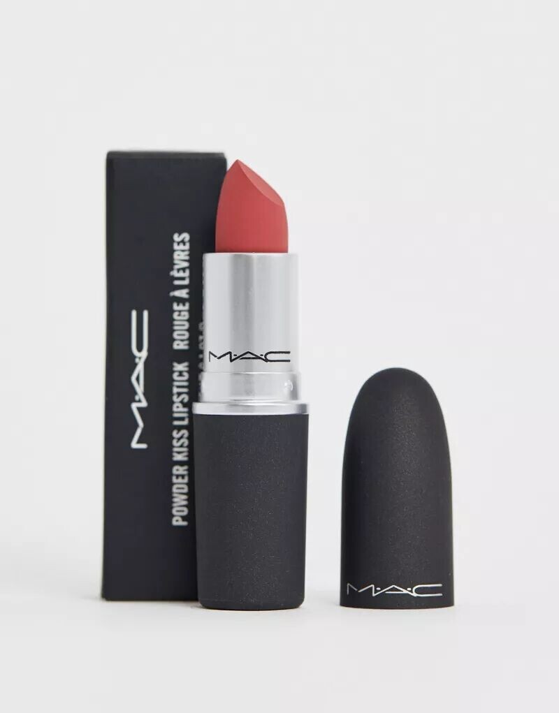 MAC – Powder Kiss – Губная помада – Оставайтесь любопытными
MAC – Powder Kiss – Губная помада – Оставайтесь любопытными