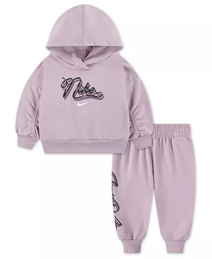 Детский комплект для девочек Swoosh On Pointe: худи и джоггеры 2 предмета Nike, фиолетовый
Детский комплект для девочек Swoosh On Pointe: худи и джоггеры 2 предмета Nike, фиолетовый