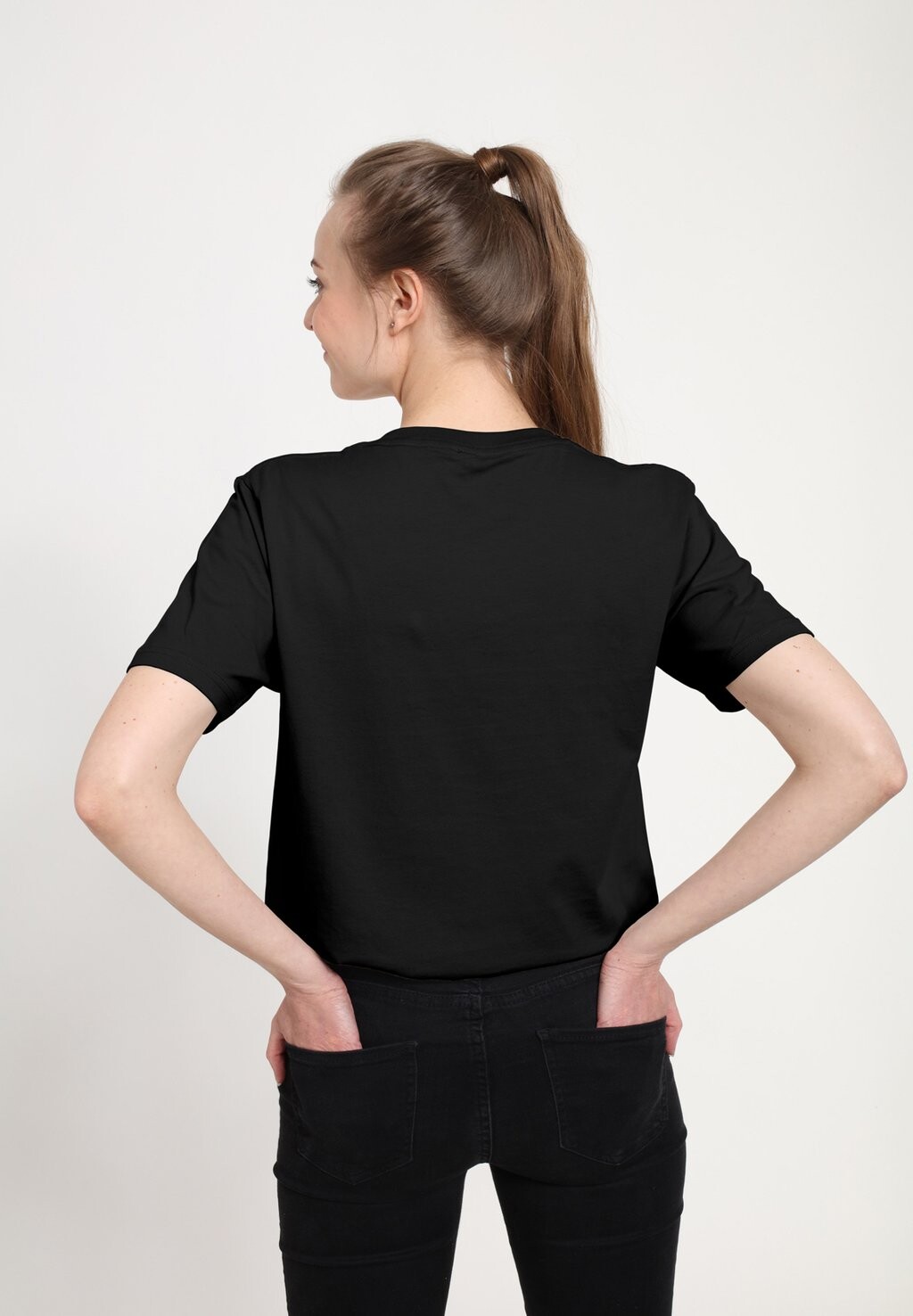 Футболка с принтом 1985 COVER Henry Tiger, черный
Футболка с принтом 1985 COVER Henry Tiger, черный