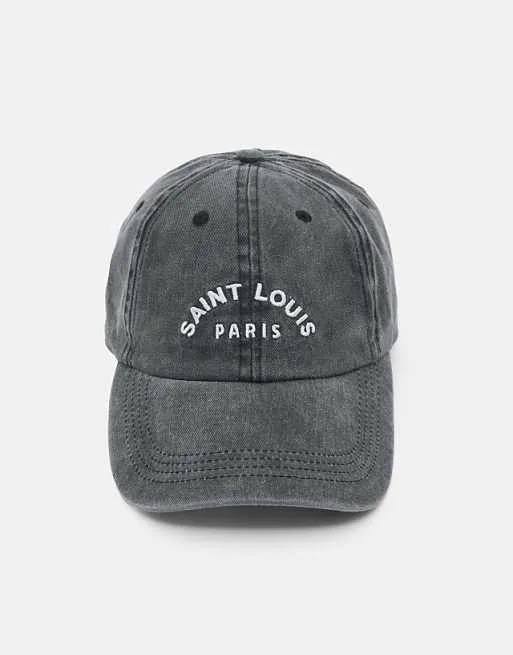Черная кепка Pull&Bear Saint Louis Paris
Черная кепка Pull&Bear Saint Louis Paris