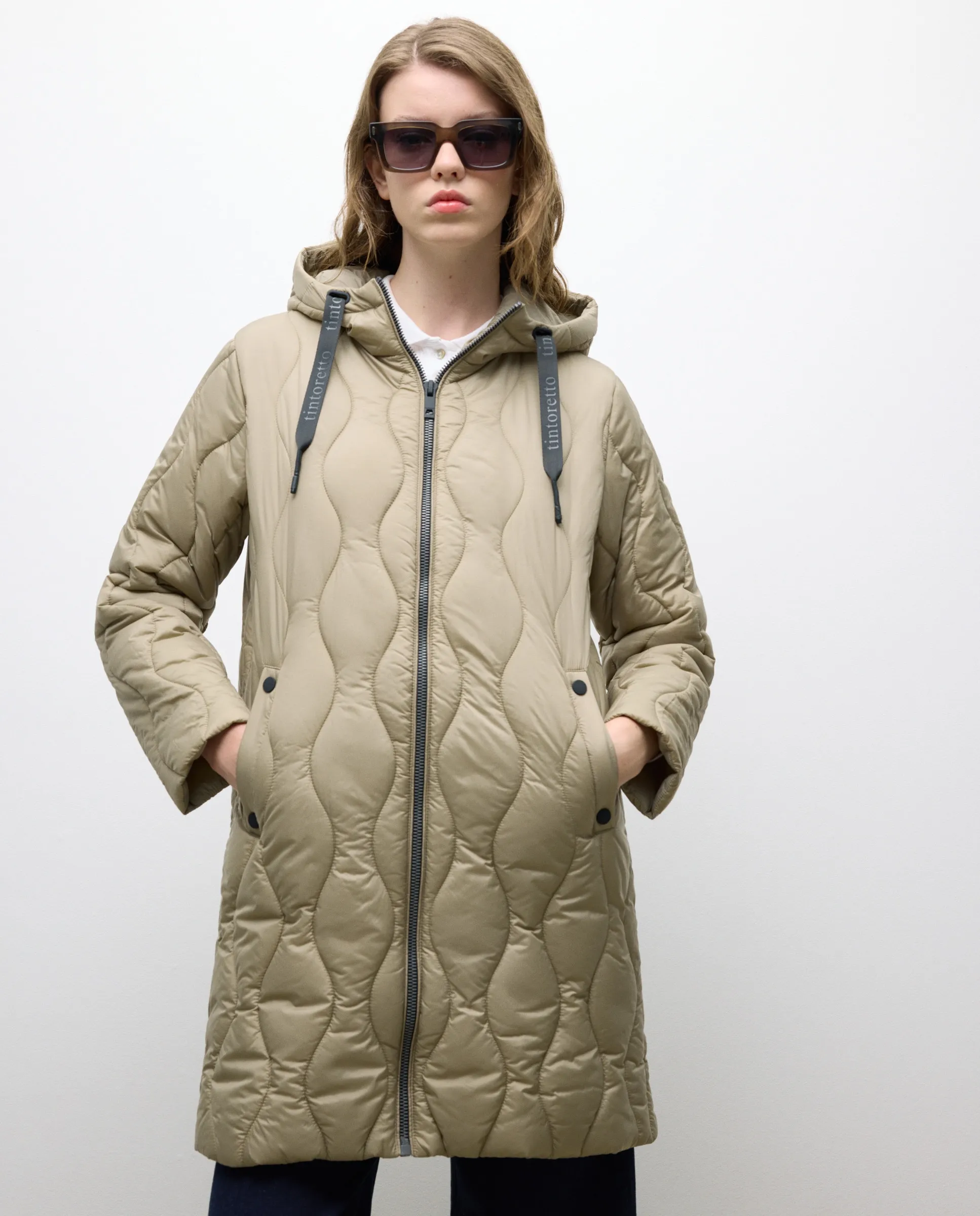 Женская утепленная куртка с капюшоном Tintoretto, желто-зеленый
Женская утепленная куртка с капюшоном Tintoretto, желто-зеленый