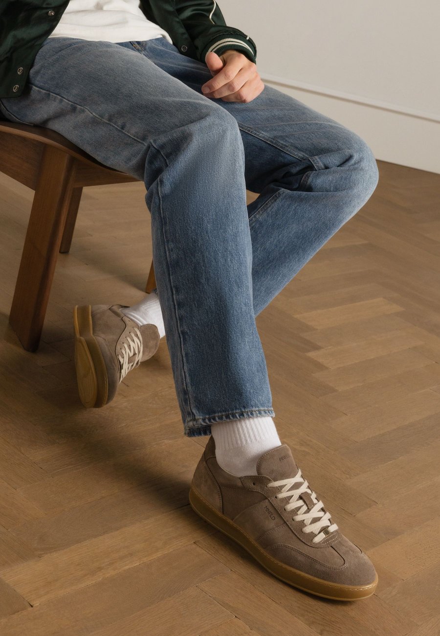 Кроссовки Manfield SNEAKER, Taupe
Кроссовки Manfield SNEAKER, Taupe