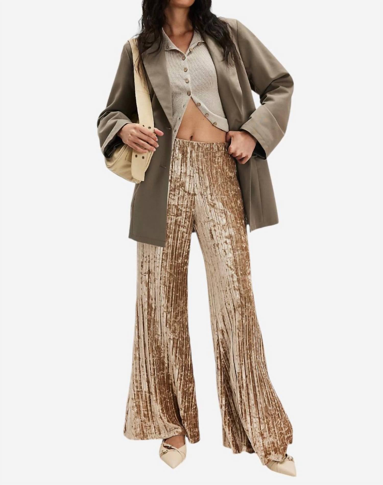 Бархатные брюки цвета шампанского по знаку зодиака Free People, цвет champagne 
Бархатные брюки цвета шампанского по знаку зодиака Free People, цвет champagne