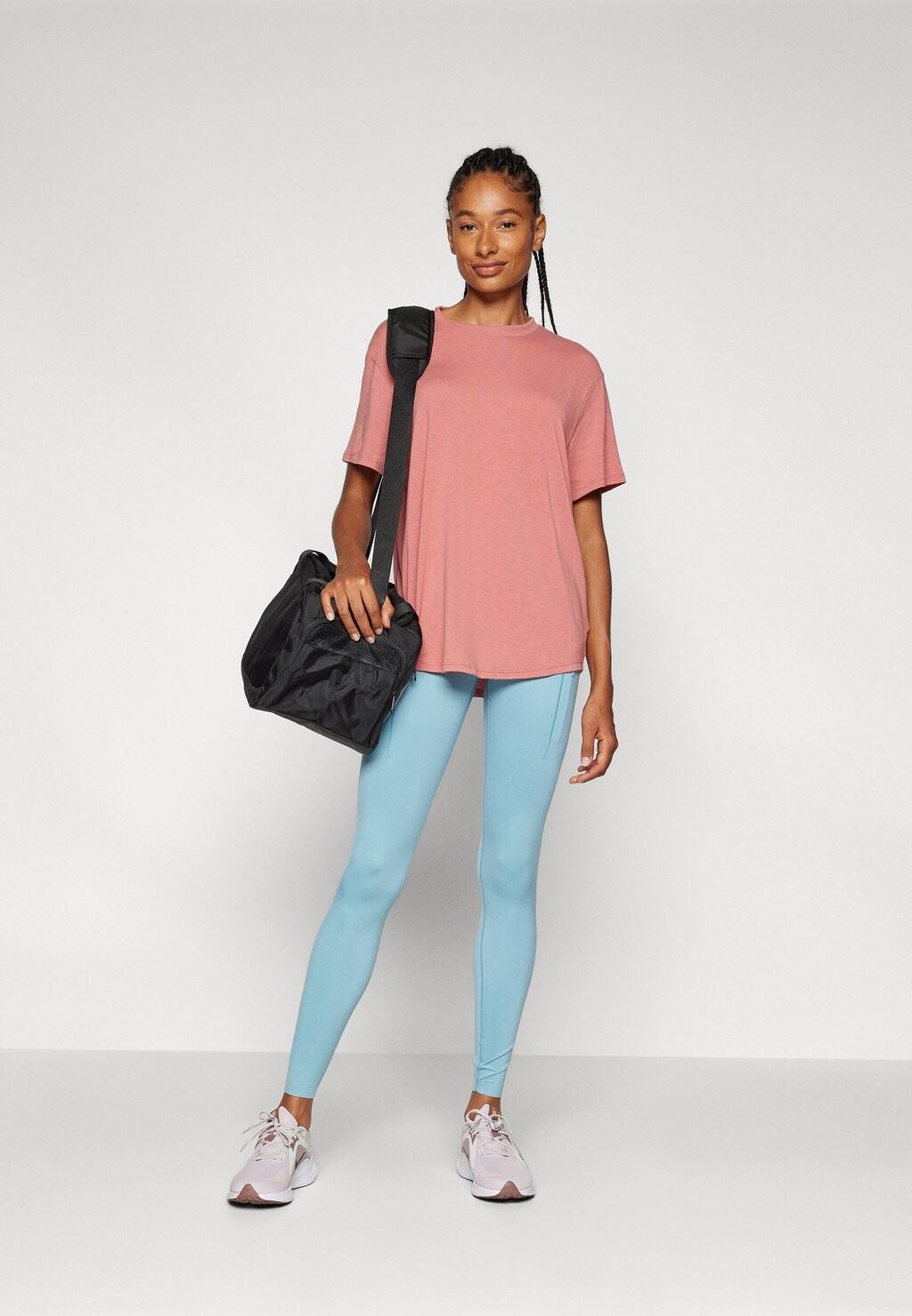 Тайтсы GO Nike, темно-синий
Тайтсы GO Nike, темно-синий