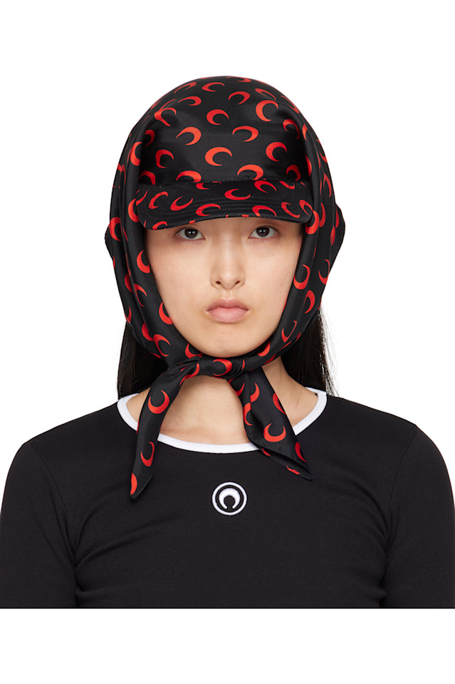 Эксклюзивная черная вуалированная шапочка из регенерированного шелка Ssense Marine Serre, красный
Эксклюзивная черная вуалированная шапочка из регенерированного шелка Ssense Marine Serre, красный