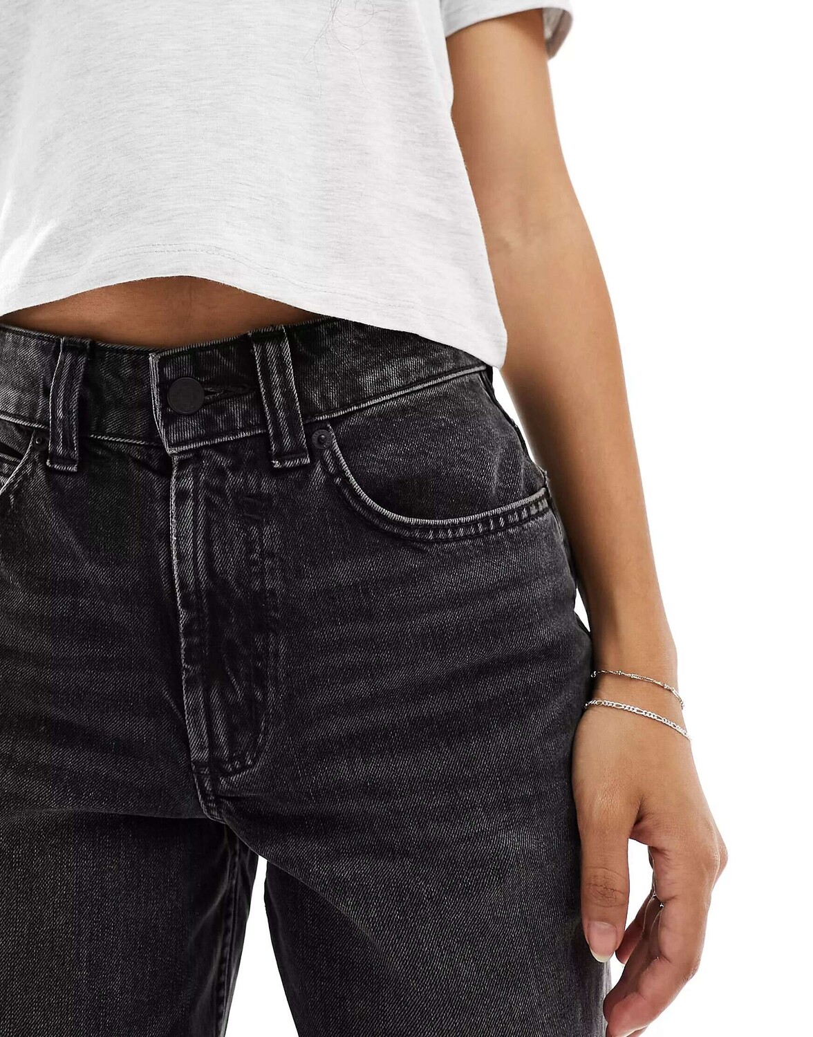 Стираные черные джинсы ASOS DESIGN Petite Dad
Стираные черные джинсы ASOS DESIGN Petite Dad