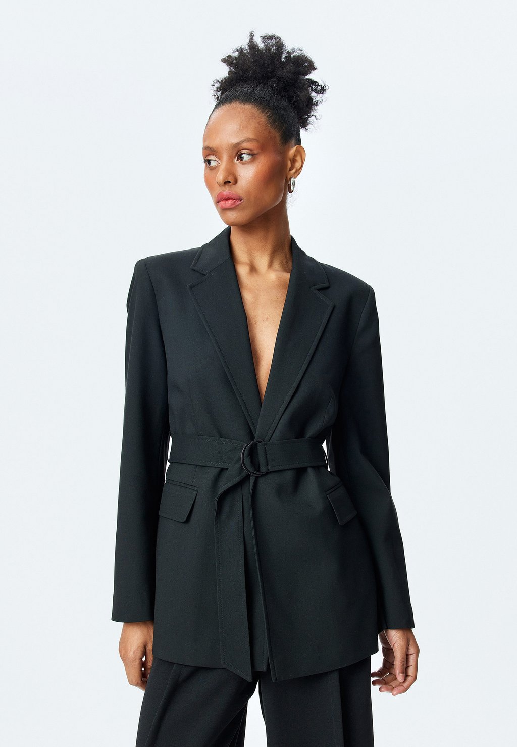 Короткое пальто Koton, черный
Короткое пальто Koton, черный