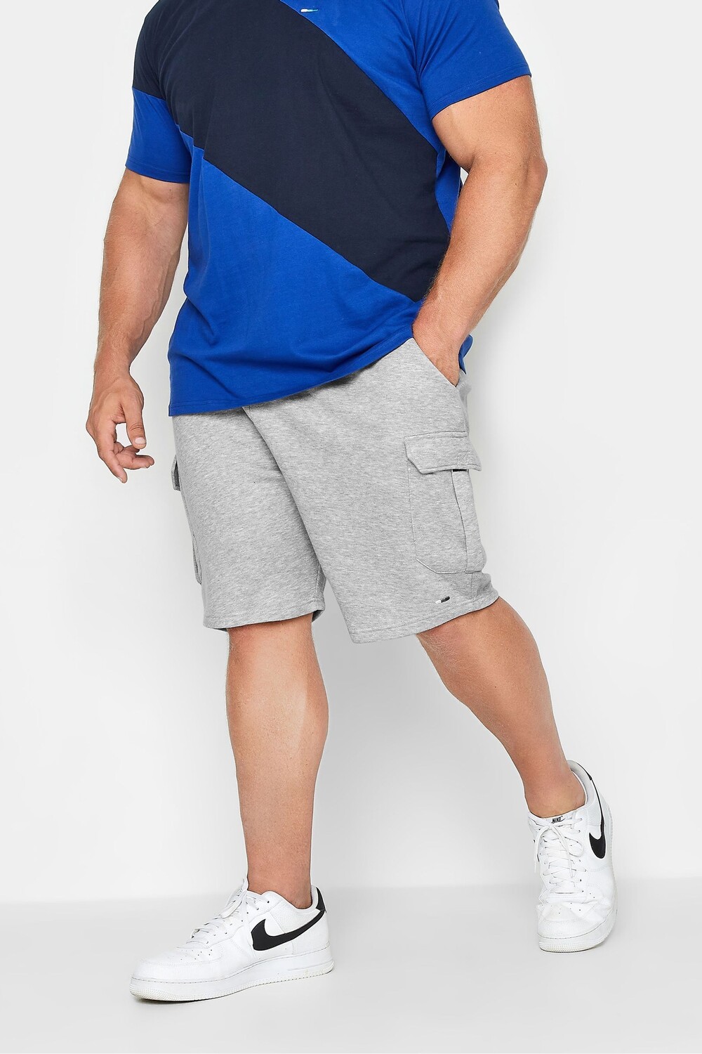 Трикотажные шорты карго Essential Badrhino Big & Tall, серый
Трикотажные шорты карго Essential Badrhino Big & Tall, серый