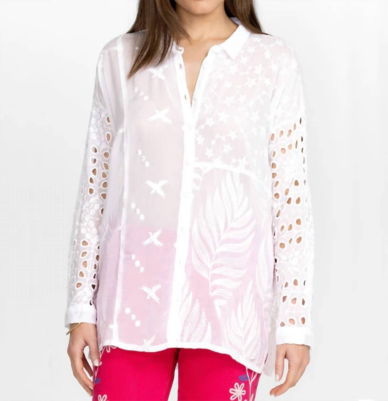 Блузка Rochelle на пуговицах в белом цвете Johnny Was
Блузка Rochelle на пуговицах в белом цвете Johnny Was