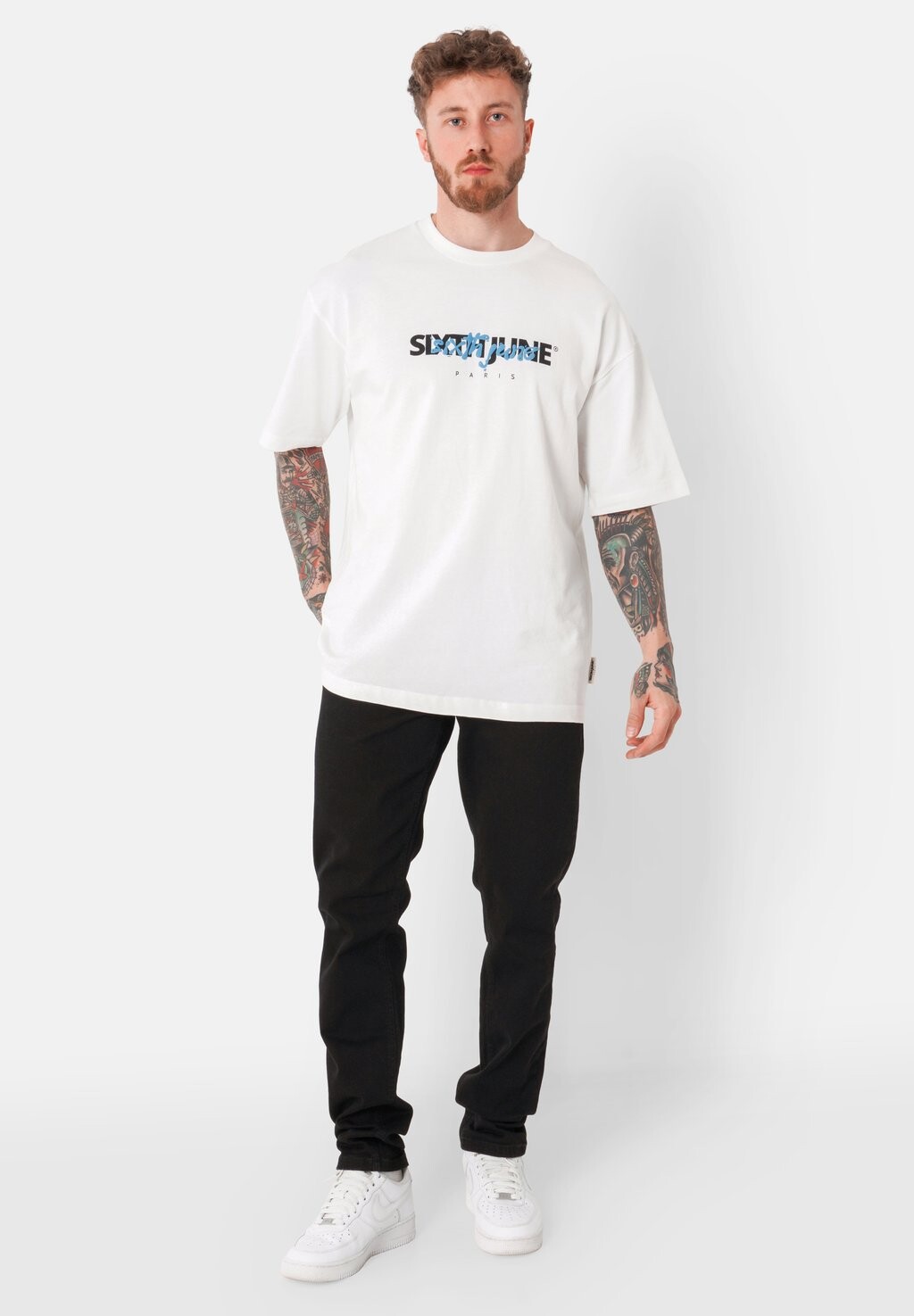 Прямые джинсы UNIFIED Sixth June, черный
Прямые джинсы UNIFIED Sixth June, черный