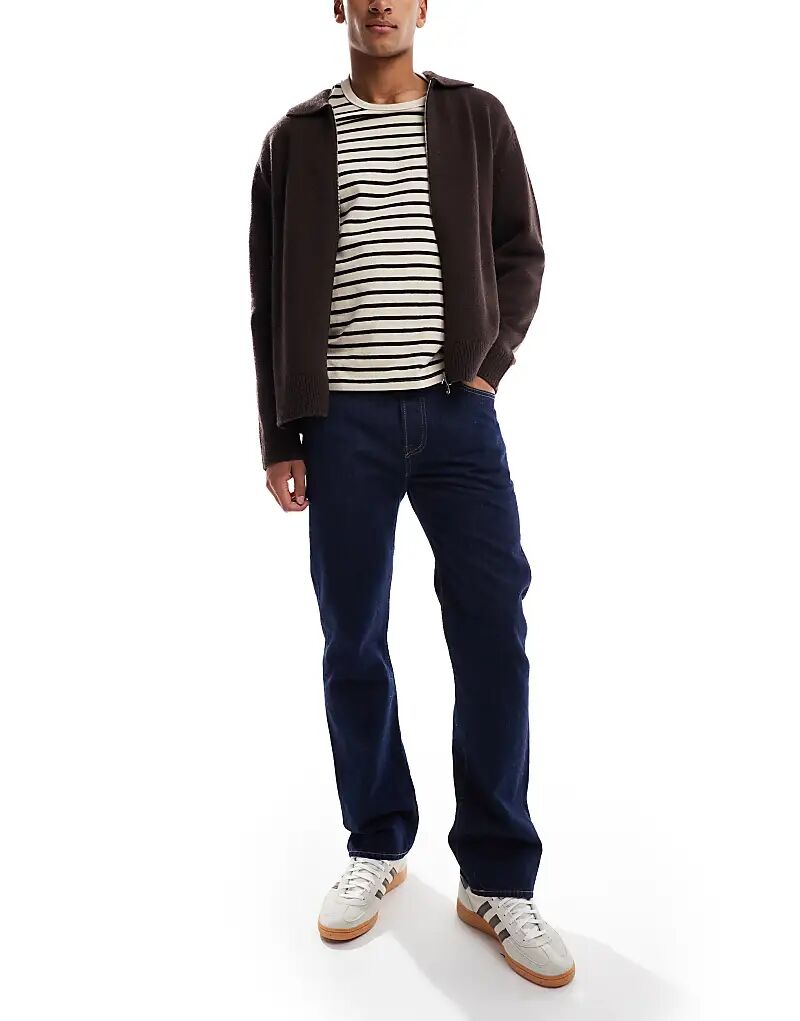 Джинсы Levi's 501 Original Straight темно-синего цвета
Джинсы Levi's 501 Original Straight темно-синего цвета