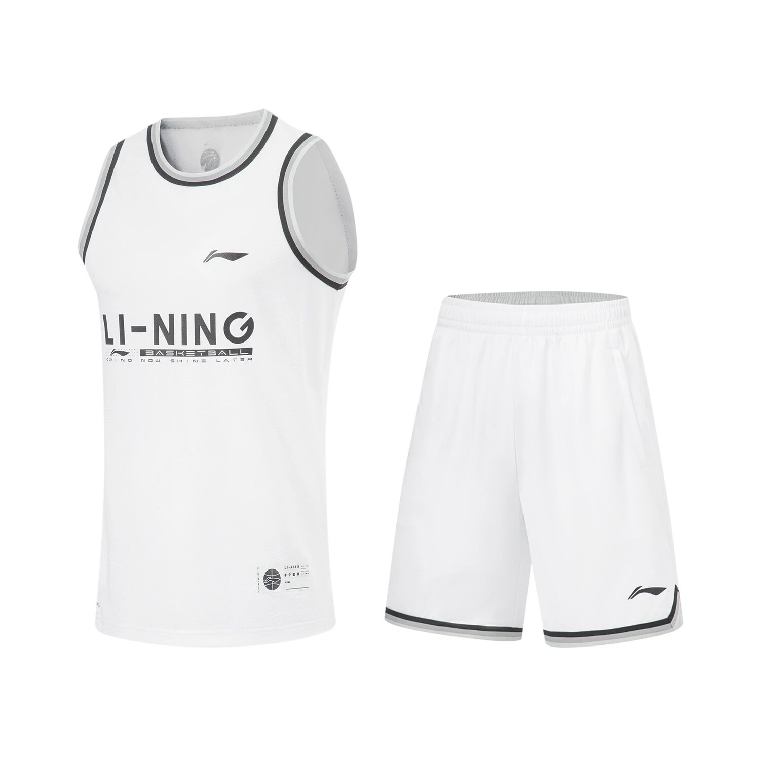 Баскетбольный костюм CBA Collection для мужчин Lining
Баскетбольный костюм CBA Collection для мужчин Lining