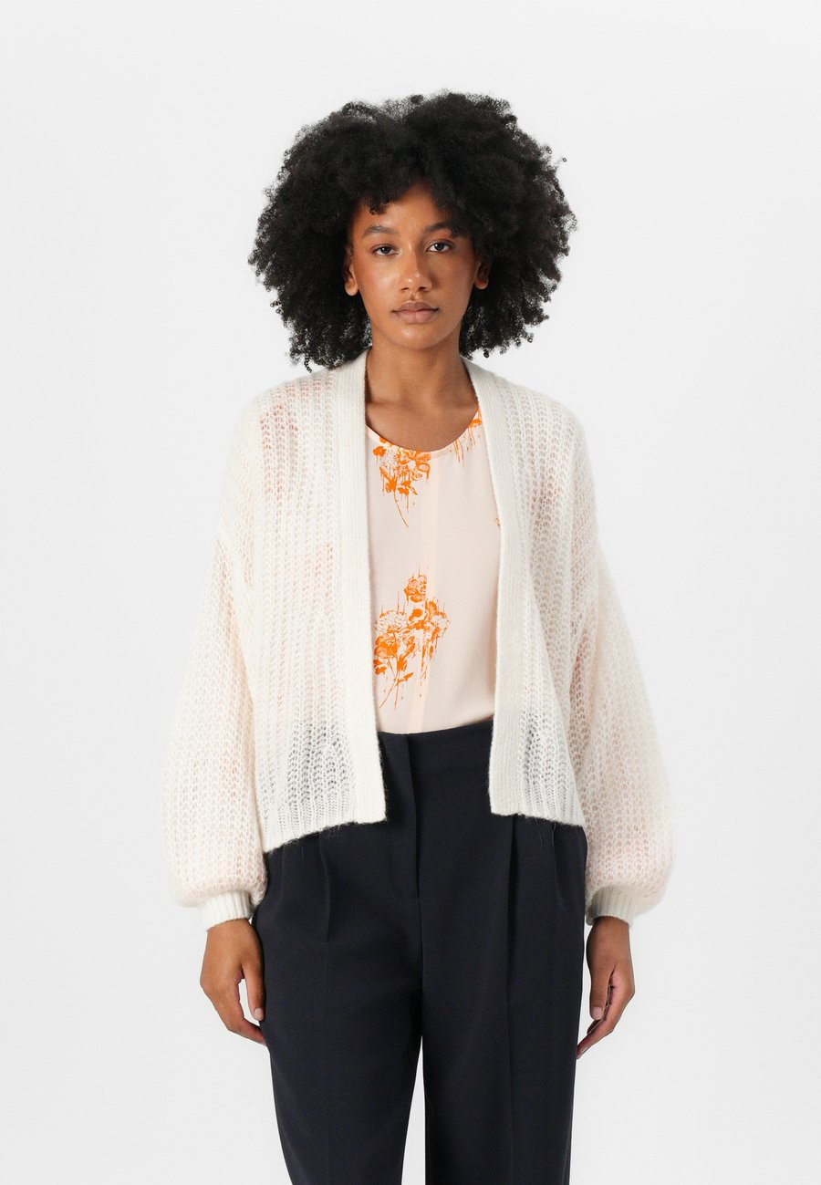 Кардиган BOSS FURGOVIA, Open White/White
Кардиган BOSS FURGOVIA, Open White/White