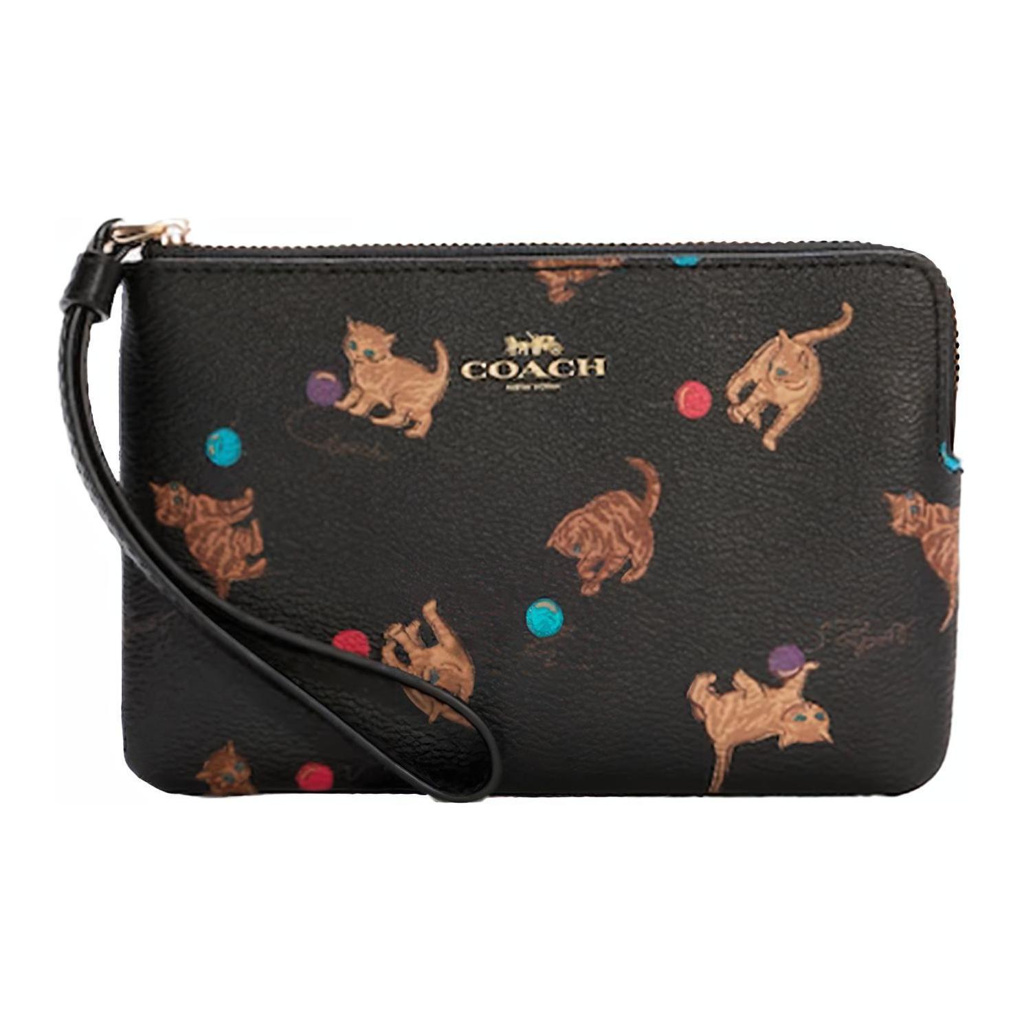 COACH Маленькая женская клатч Corner Zip из прорезиненной кожи с кожаными вставками, черный
COACH Маленькая женская клатч Corner Zip из прорезиненной кожи с кожаными вставками, черный