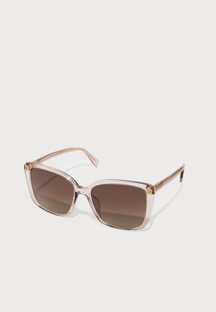 Солнцезащитные очки MARC JACOBS Sunglasses, Nude
Солнцезащитные очки MARC JACOBS Sunglasses, Nude