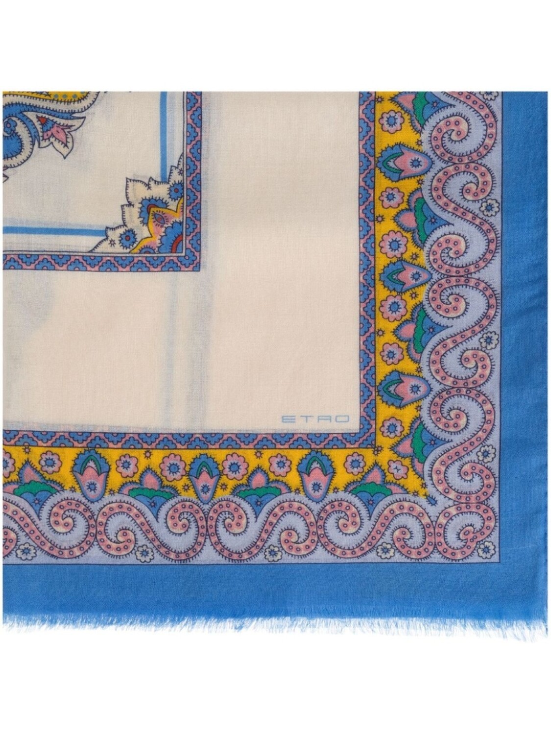 Шарф с принтом ETRO, белый
Шарф с принтом ETRO, белый