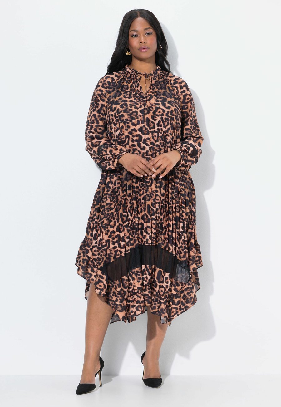 Платье Ulla Popken Day dress, Pine Brown/Brown
Платье Ulla Popken Day dress, Pine Brown/Brown
