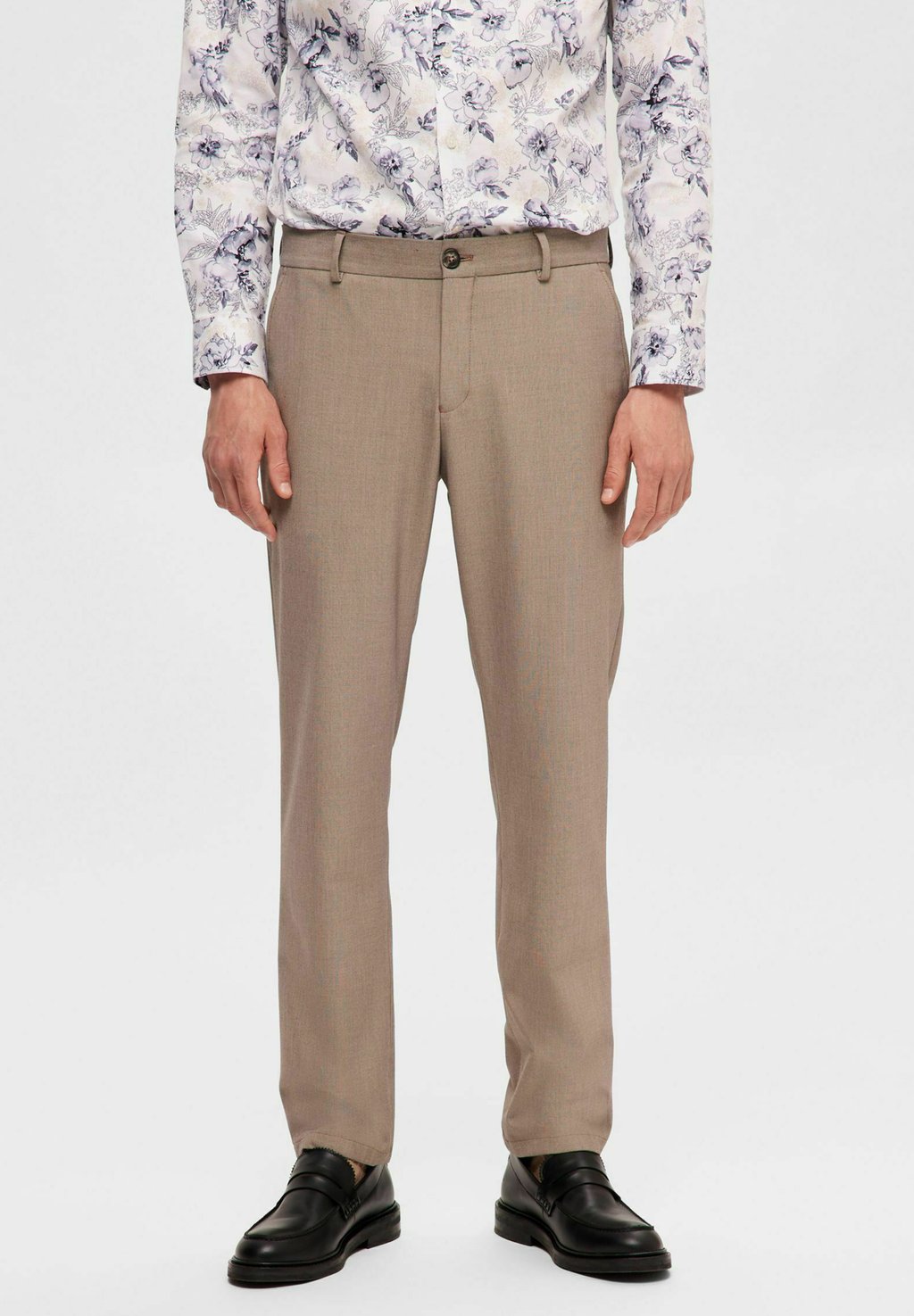 Чиносы ROBERT FLEX NOOS Selected Homme, песочный
Чиносы ROBERT FLEX NOOS Selected Homme, песочный