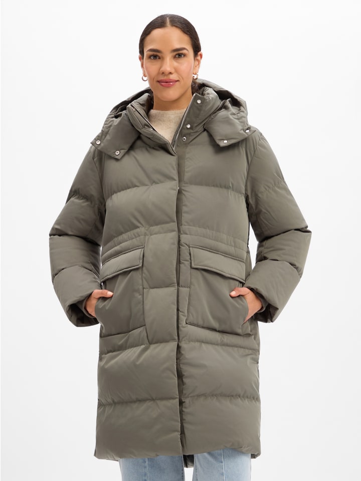 Пальто Халлуси из тростника OPUS
Пальто Халлуси из тростника OPUS