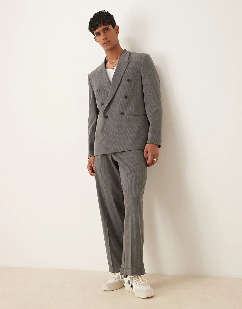 Широкие брюки ASOS DESIGN в тонкую полоску темно-серого цвета
Широкие брюки ASOS DESIGN в тонкую полоску темно-серого цвета