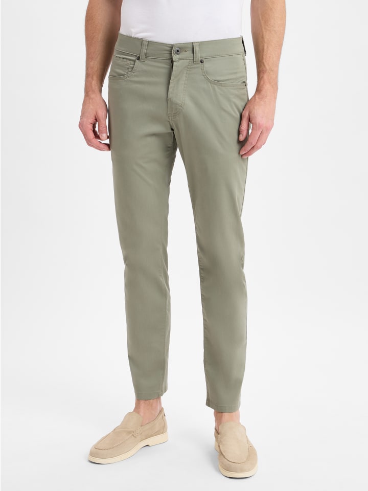 Тканевые брюки Andrew James
Тканевые брюки Andrew James