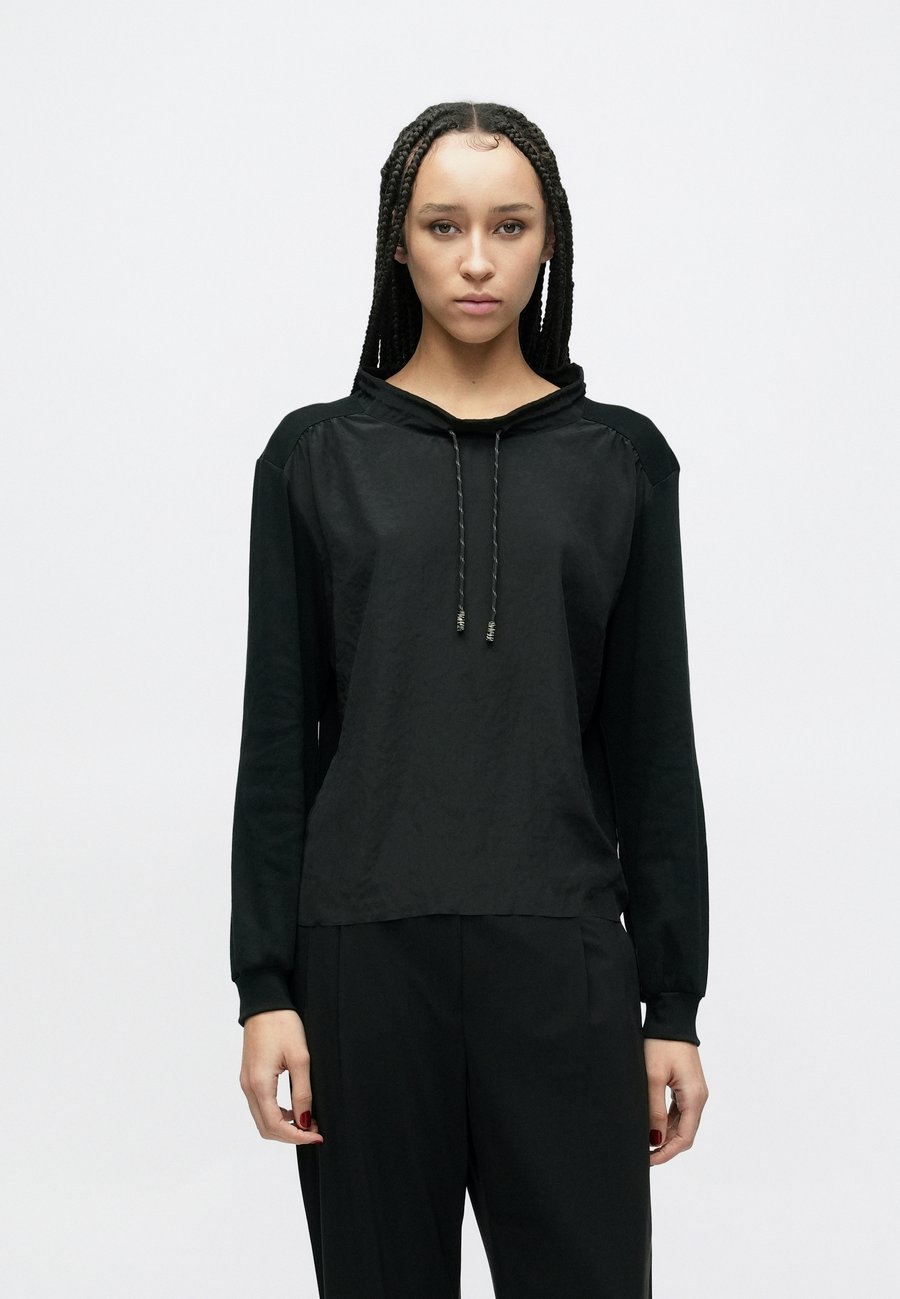 Толстовка Marc Cain Sweatshirt, Black
Толстовка Marc Cain Sweatshirt, Black