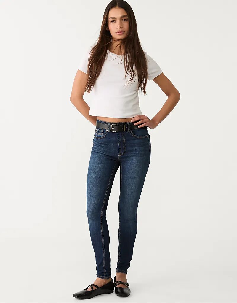 Джинсы Stradivarius D07 скинни с обычной талией из насыщенного синего денима
Джинсы Stradivarius D07 скинни с обычной талией из насыщенного синего денима