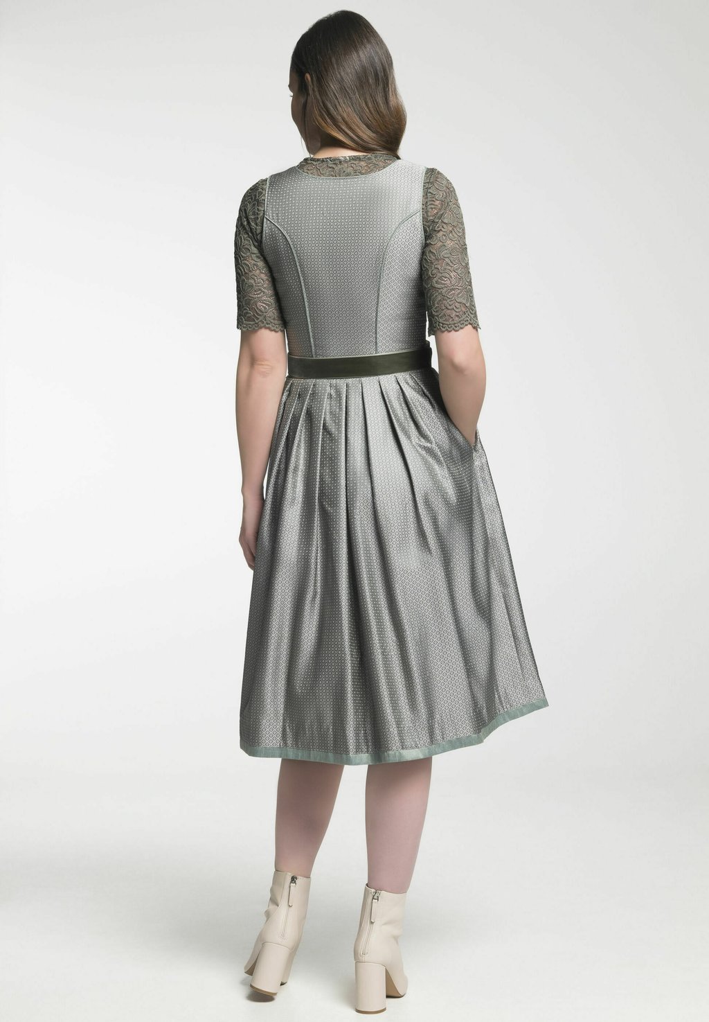 Широкая юбка в сборку DEICH Spieth & Wensky, зеленый
Широкая юбка в сборку DEICH Spieth & Wensky, зеленый