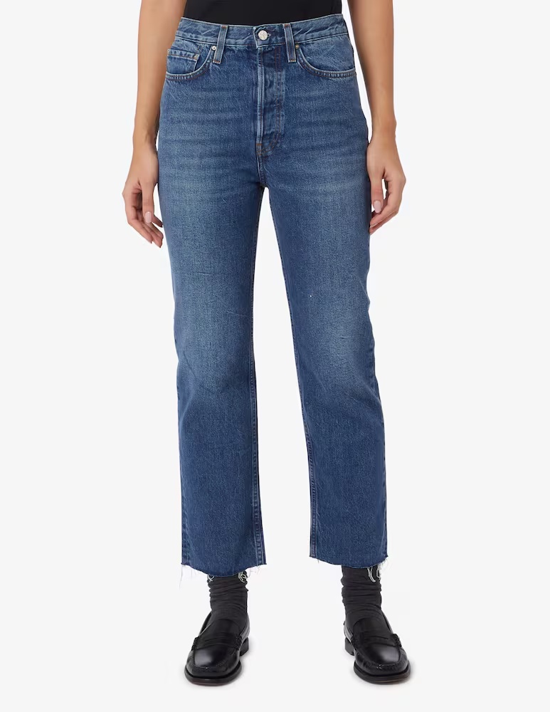 Джинсы классического кроя TOTEME, цвет Mid Blue
Джинсы классического кроя TOTEME, цвет Mid Blue