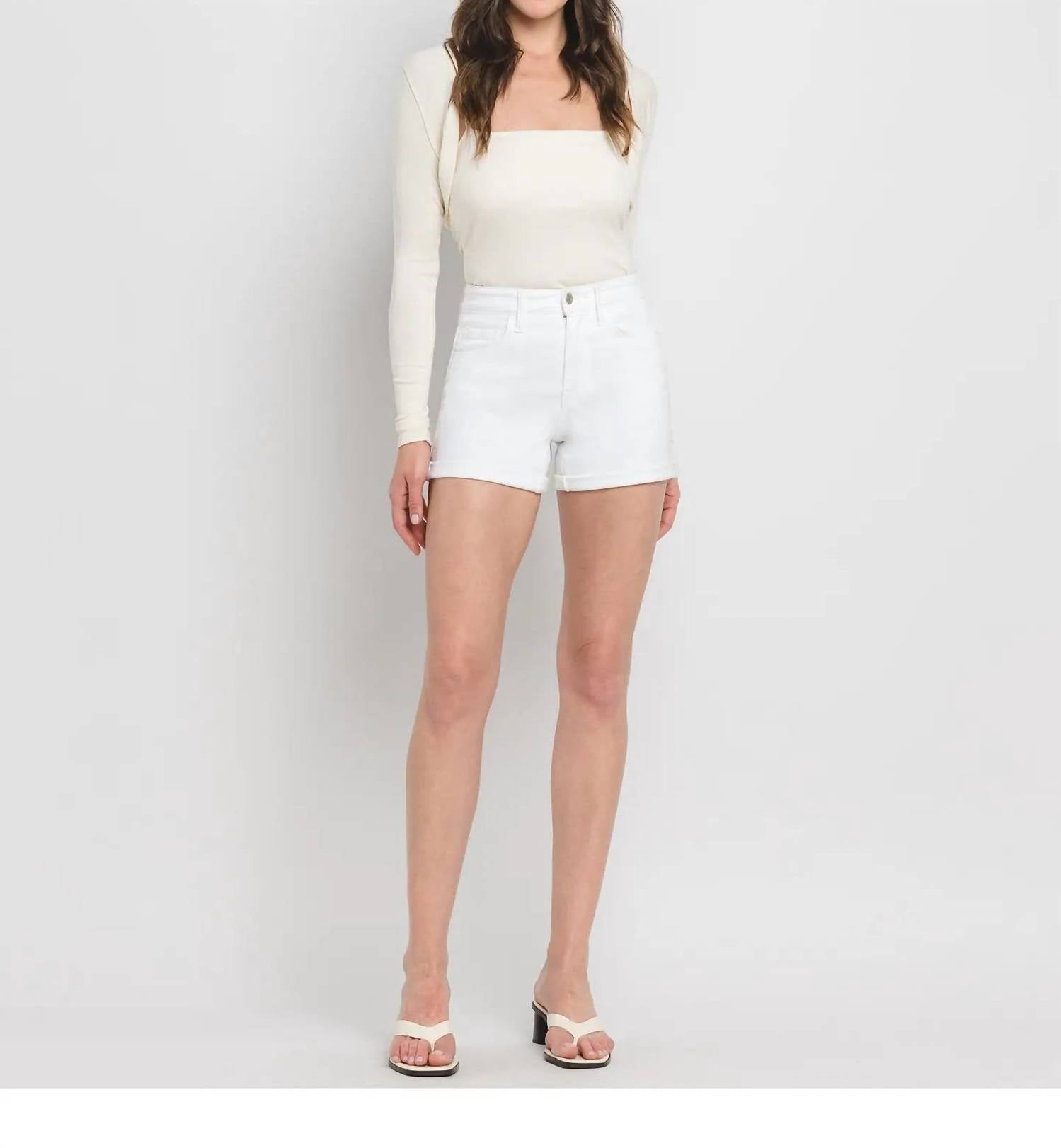 Шорты с высокой посадкой и двойными манжетами белого цвета FLYING MONKEY
Шорты с высокой посадкой и двойными манжетами белого цвета FLYING MONKEY