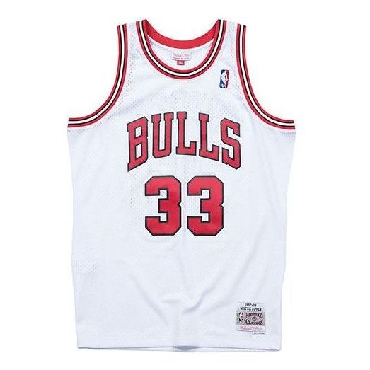 Джерси Mitchell & Ness x NBA Bulls 1997-98 Swingman Jersey 'Scottie Pippen 33', белый
Джерси Mitchell & Ness x NBA Bulls 1997-98 Swingman Jersey 'Scottie Pippen 33', белый