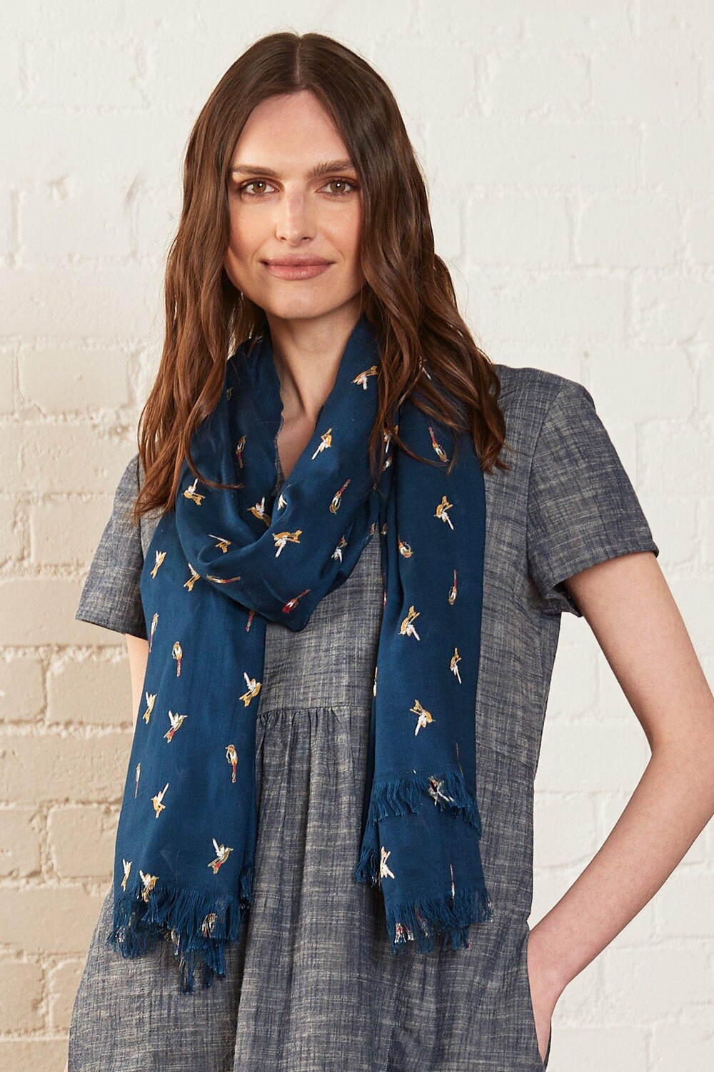 Вискозный шарф с принтом Nomads Clothing, синий
Вискозный шарф с принтом Nomads Clothing, синий