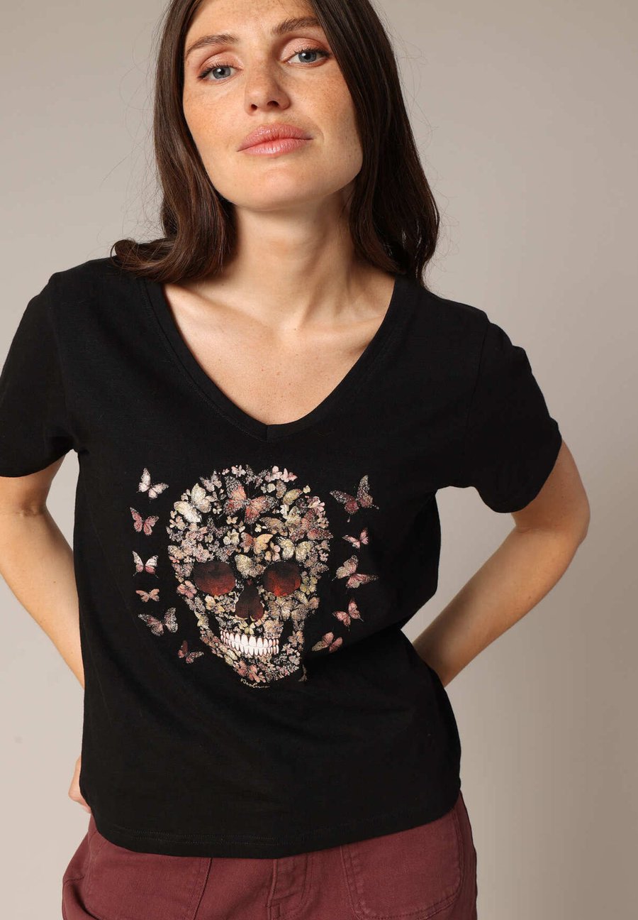 Футболка DEELUXE BESKULL, Black/Black, Черный, Футболка DEELUXE BESKULL, Black/Black
Футболка DEELUXE BESKULL, Black/Black, Черный, Футболка DEELUXE BESKULL, Black/Black