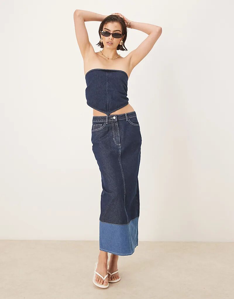 Юбки OMNES Chicago со скрытым лифом и высокой талией синего цвета
Юбки OMNES Chicago со скрытым лифом и высокой талией синего цвета