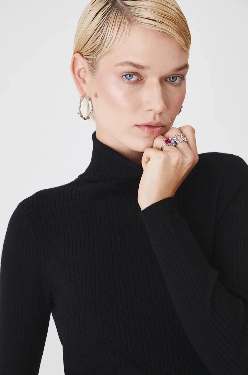 Свитер Medicine, черный
Свитер Medicine, черный