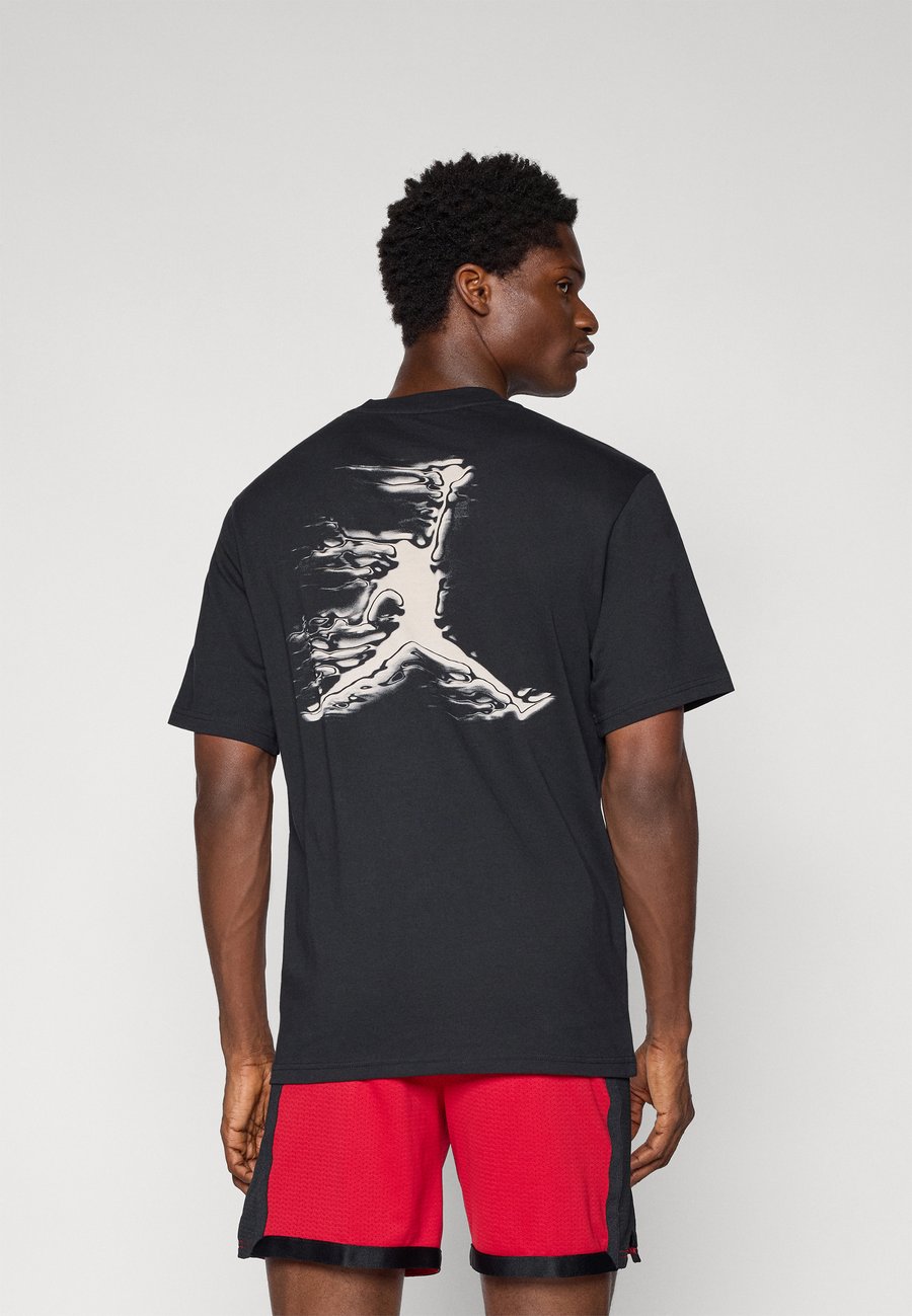 Спортивная футболка Jordan CREW, Black/White/Black
Спортивная футболка Jordan CREW, Black/White/Black