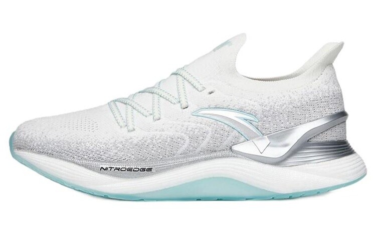 Кроссовки Chuang 2.0 Pro женские с низким верхом, белые/серые/синие Anta 
Кроссовки Chuang 2.0 Pro женские с низким верхом, белые/серые/синие Anta