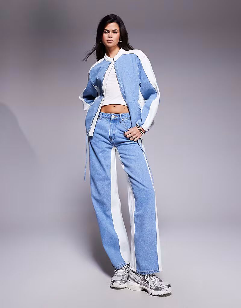 Джинсовая куртка-косуха свободного кроя с контрастной вставкой Liquor N Poker, мультиколор
Джинсовая куртка-косуха свободного кроя с контрастной вставкой Liquor N Poker, мультиколор