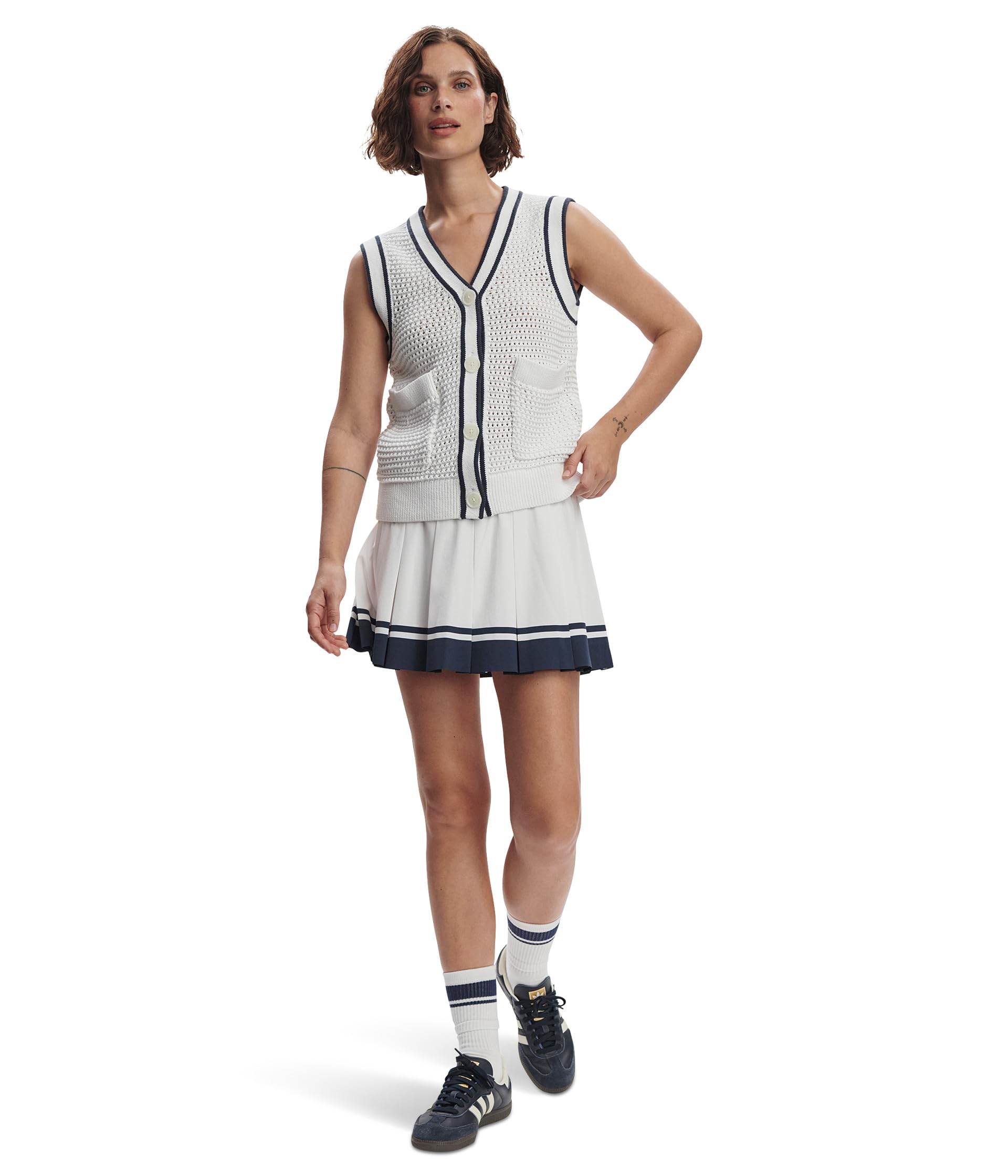 Топ Varley Leilani V-Neck Tank, White/Blue Nights
Топ Varley Leilani V-Neck Tank, White/Blue Nights