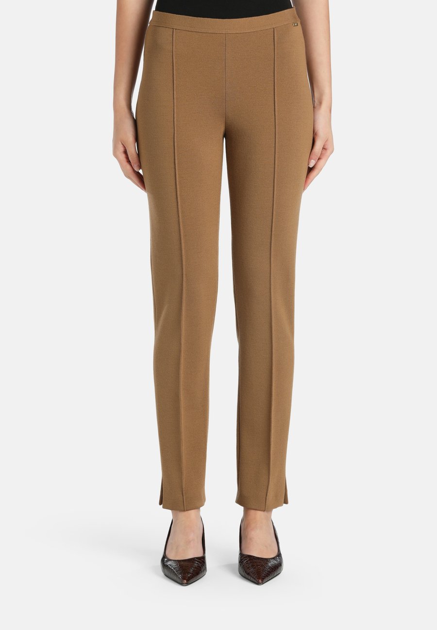 Брюки Luisa Spagnoli MINUENDO, Biscotto/Light Brown
Брюки Luisa Spagnoli MINUENDO, Biscotto/Light Brown
