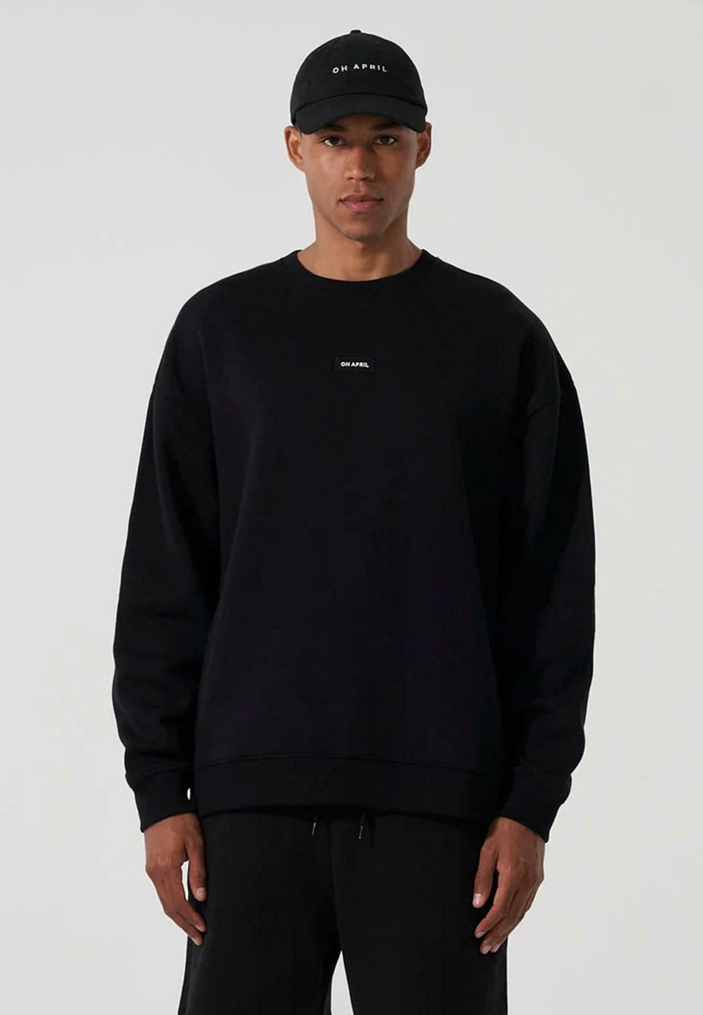 Толстовка OH APRIL, черный
Толстовка OH APRIL, черный