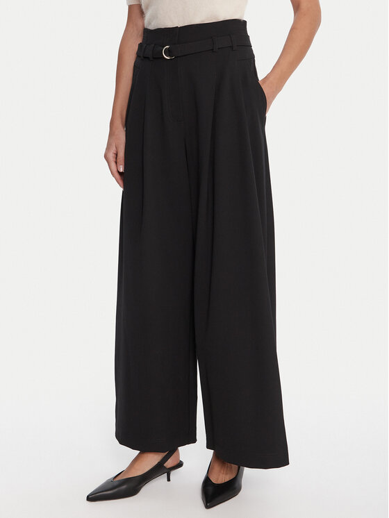 Брюки палаццо relaxed fit Bondeno 2523136011 Marella, черный
Брюки палаццо relaxed fit Bondeno 2523136011 Marella, черный