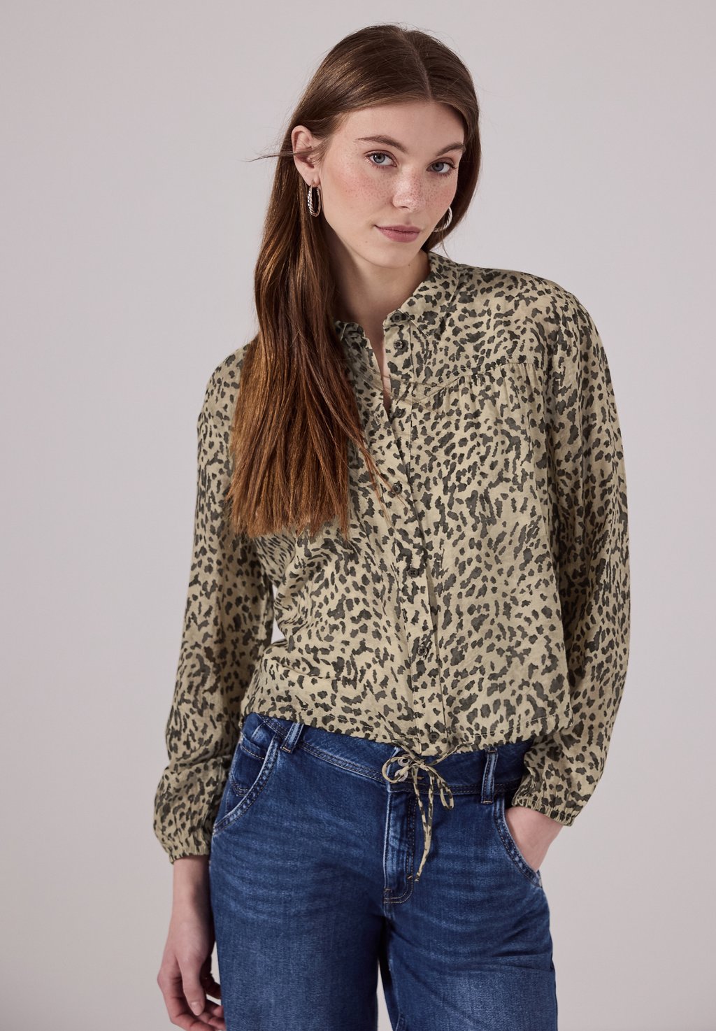 Блузка на пуговицах MIT LEO-MUSTER Street One Studio, коричневый
Блузка на пуговицах MIT LEO-MUSTER Street One Studio, коричневый