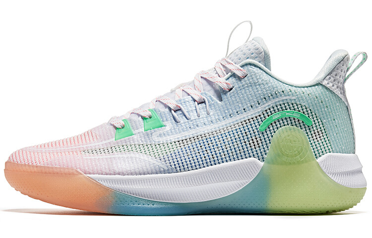 Баскетбольные кроссовки мужские с низким верхом белые/королевские синие Erke
Баскетбольные кроссовки мужские с низким верхом белые/королевские синие Erke