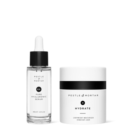 Увлажняющий подарочный набор Duo: сыворотка для лица с гиалуроновой кислотой и витамином B5, а также легкий увлажняющий крем для лица против старения Pestle & Mortar
Увлажняющий подарочный набор Duo: сыворотка для лица с гиалуроновой кислотой и витамином B5, а также легкий увлажняющий крем для лица против старения Pestle & Mortar