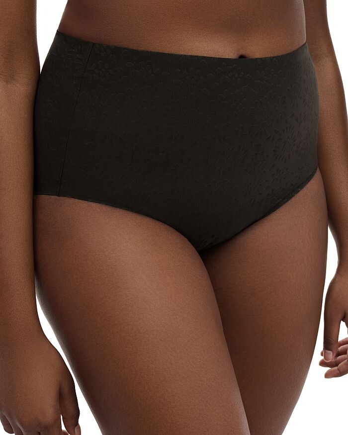 Трусы женские Comfort Chic High Waist Control Top Briefs Chantelle, черный
Трусы женские Comfort Chic High Waist Control Top Briefs Chantelle, черный