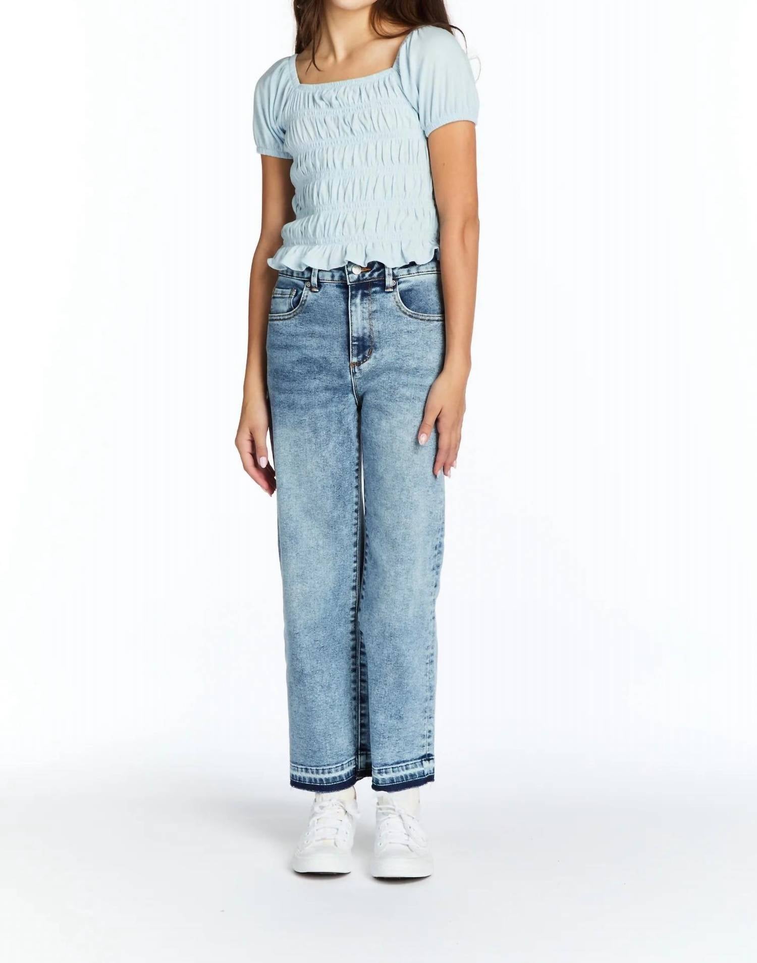 Девчачьи укороченные джинсы с высокой посадкой, прямым кроем и широкими штанинами в среднем оттенке Tractr, Medium Wash
Девчачьи укороченные джинсы с высокой посадкой, прямым кроем и широкими штанинами в среднем оттенке Tractr, Medium Wash