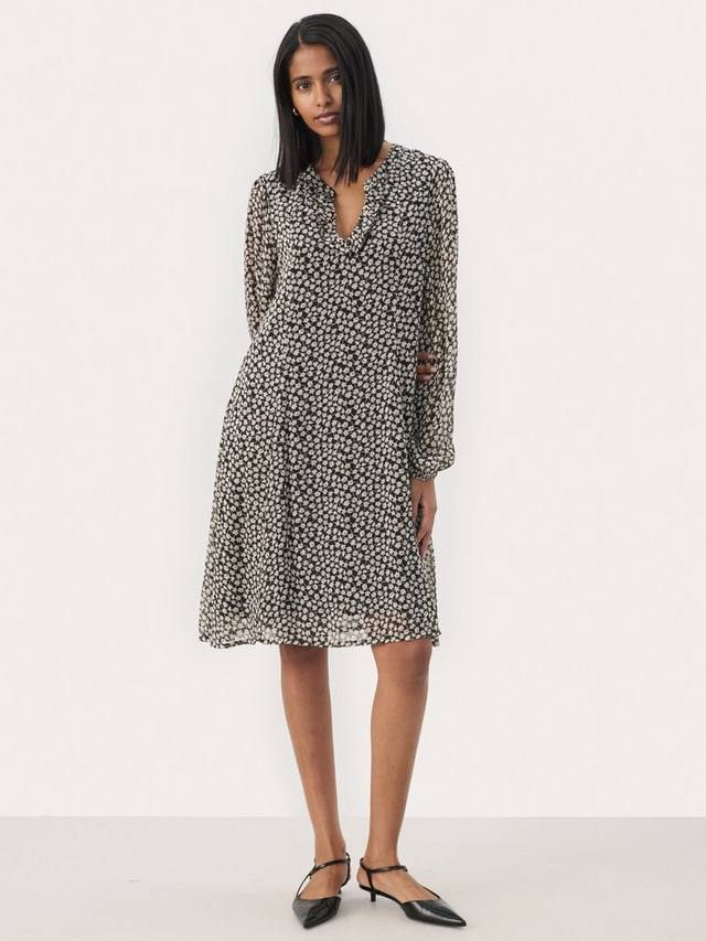 Платье а-силуэта в цветочек piyanna длиной до колен Part Two, черный/разноцветный 
Платье а-силуэта в цветочек piyanna длиной до колен Part Two, черный/разноцветный