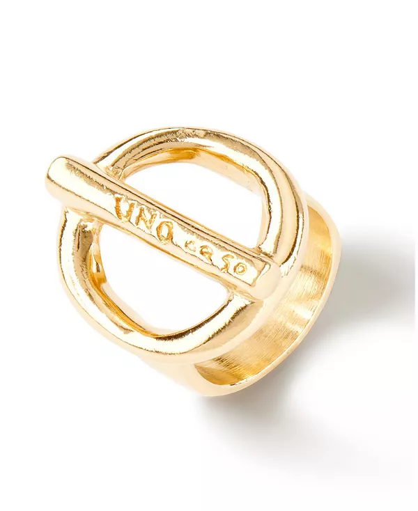 Кольцо круглой формы из металлического сплава, состоящее из двух половинок Unode50, gold
Кольцо круглой формы из металлического сплава, состоящее из двух половинок Unode50, gold