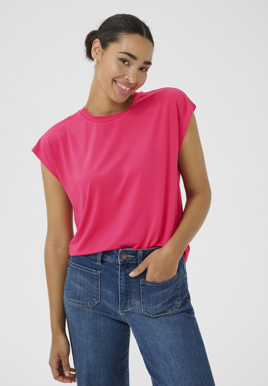 Базовая футболка KAMORINA Kaffe, розовый
Базовая футболка KAMORINA Kaffe, розовый